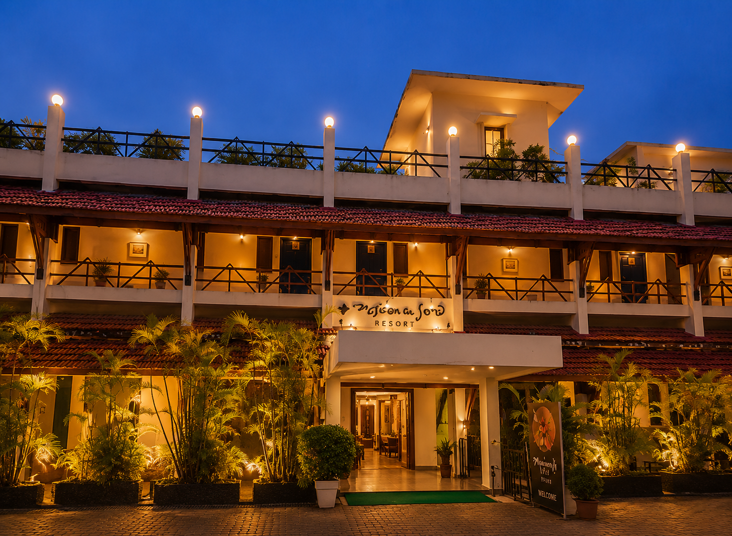 Palm Beach Hotel